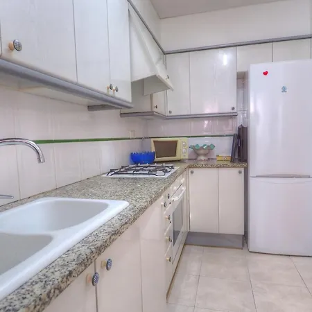 Center Family By Hello Homes Apartament